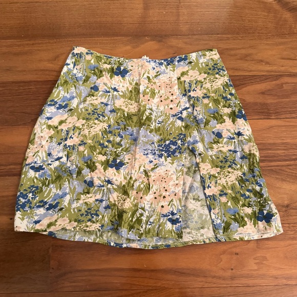 Reformation Margot Mini Skirt - Picture 2 of 5